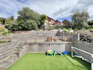 Photo 15- click for photo gallery